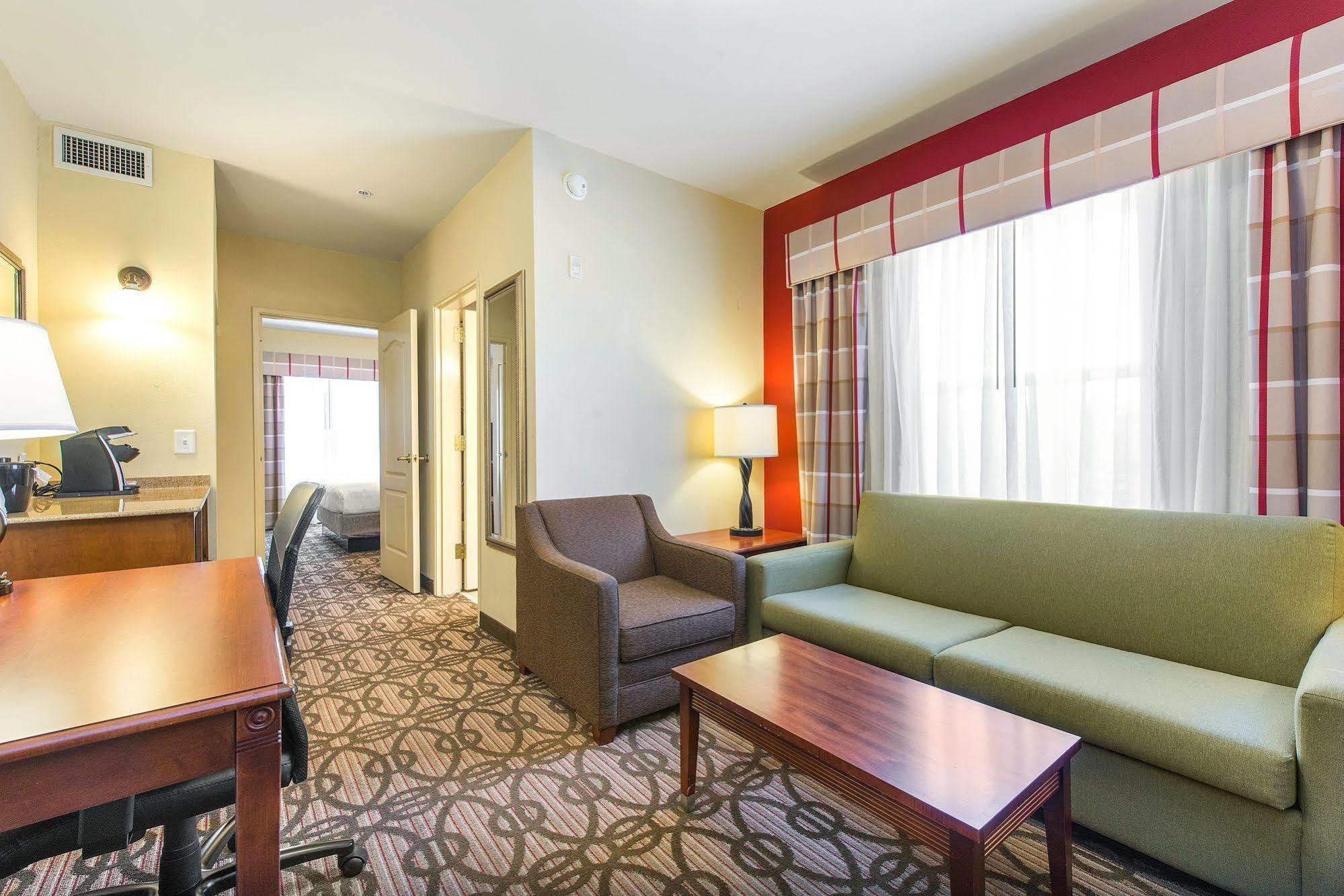Holiday Inn Express Hotel & Suites Lagrange I-85 By Ihg Exterior photo